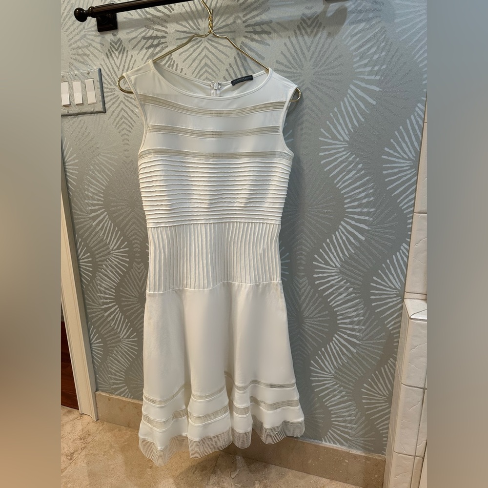 Alexander McQueen cocktail dress (Ivory) in excellent condition.